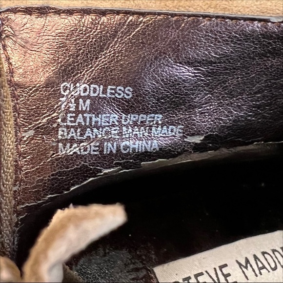Steve Madden Cuddless Leather Suede Booties Taupe Tan Size 7.5 - Picture 8 of 9
